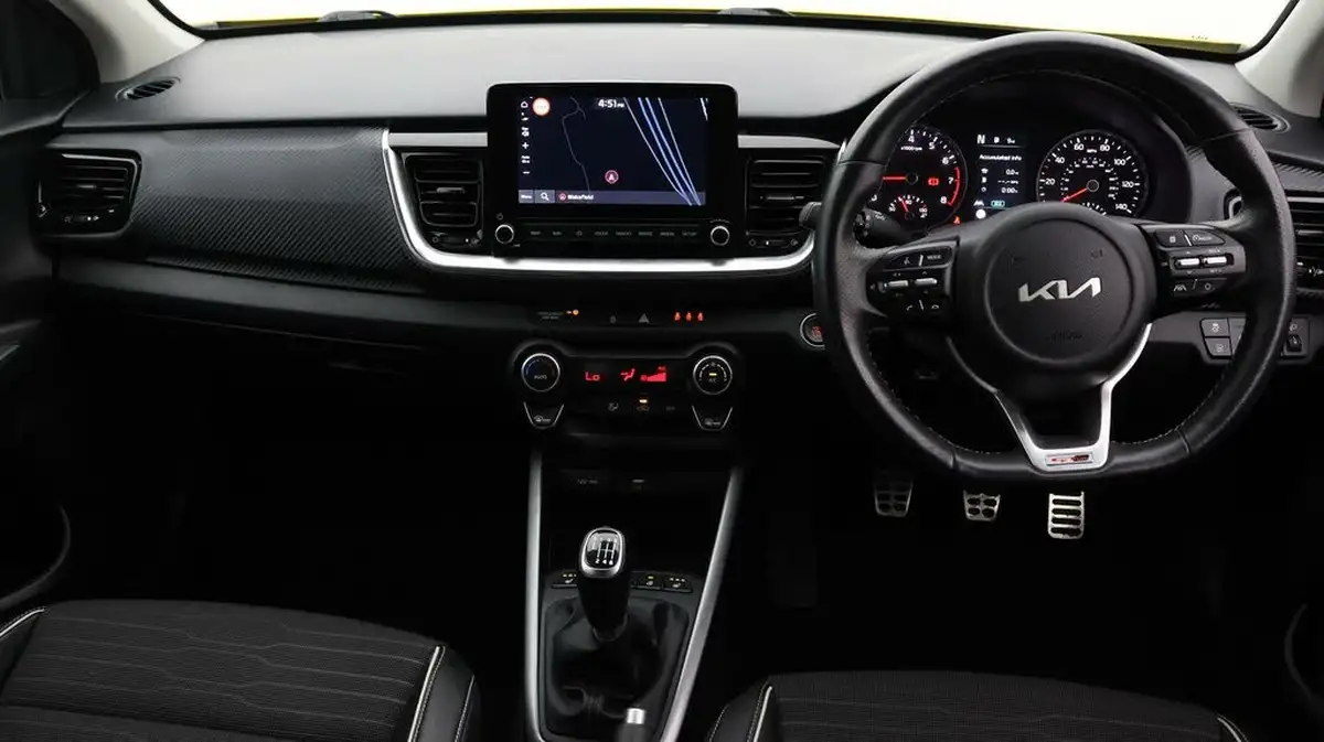2022-kia-stonic-10-t-gdi-gt-line-s-big-12