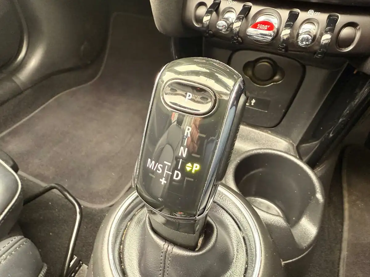 2020-mini-cooper-15-cooper-exclusive-convertible-2d-auto-big-36