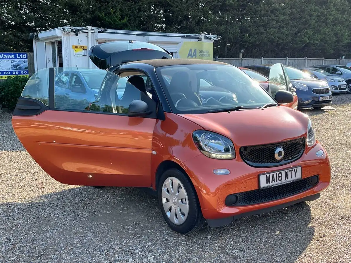 2018-smart-fortwo-10-pure-70bhp-big-25