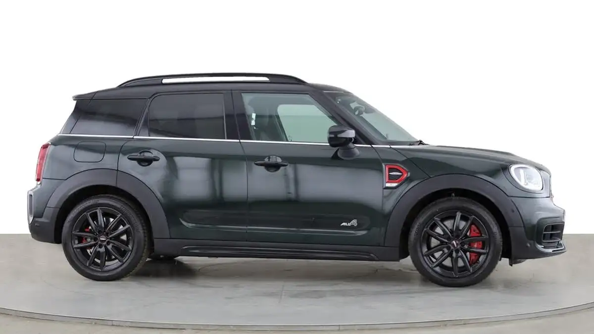 2021-mini-countryman-20-john-cooper-works-big-10