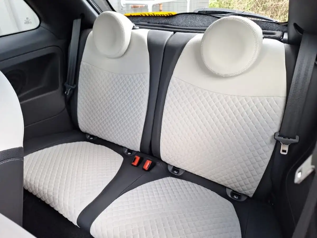 2022-fiat-500-10-dolcevita-big-5
