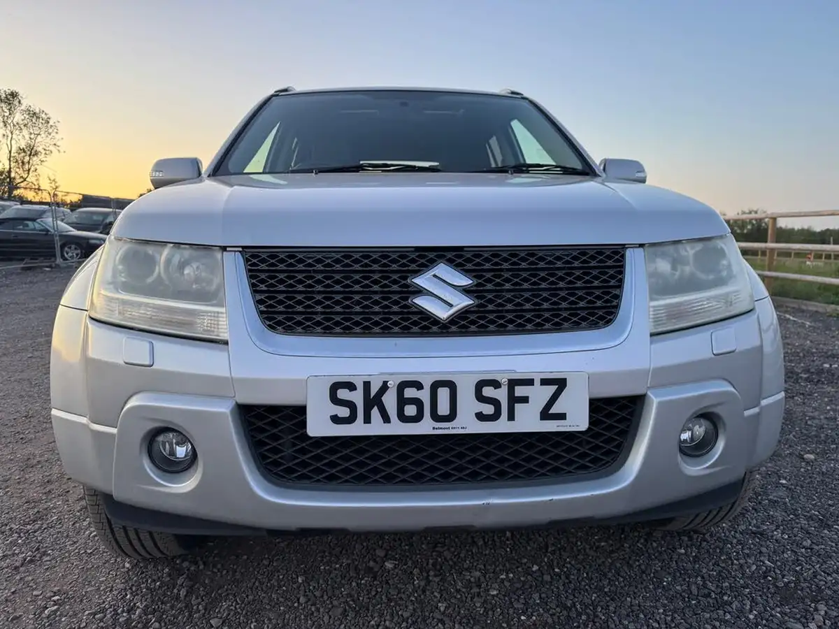 2010-suzuki-grand-vitara-big-1