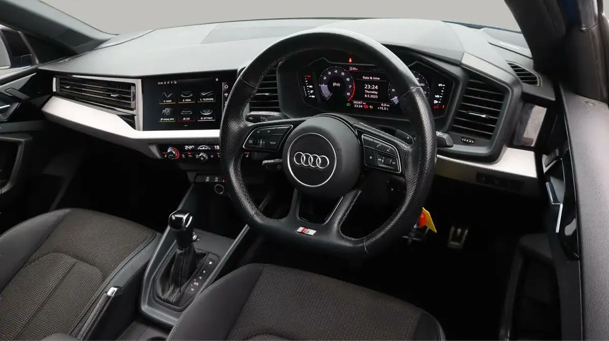 2021-audi-a1-10-25-tfsi-black-edition-s-tronic-big-9