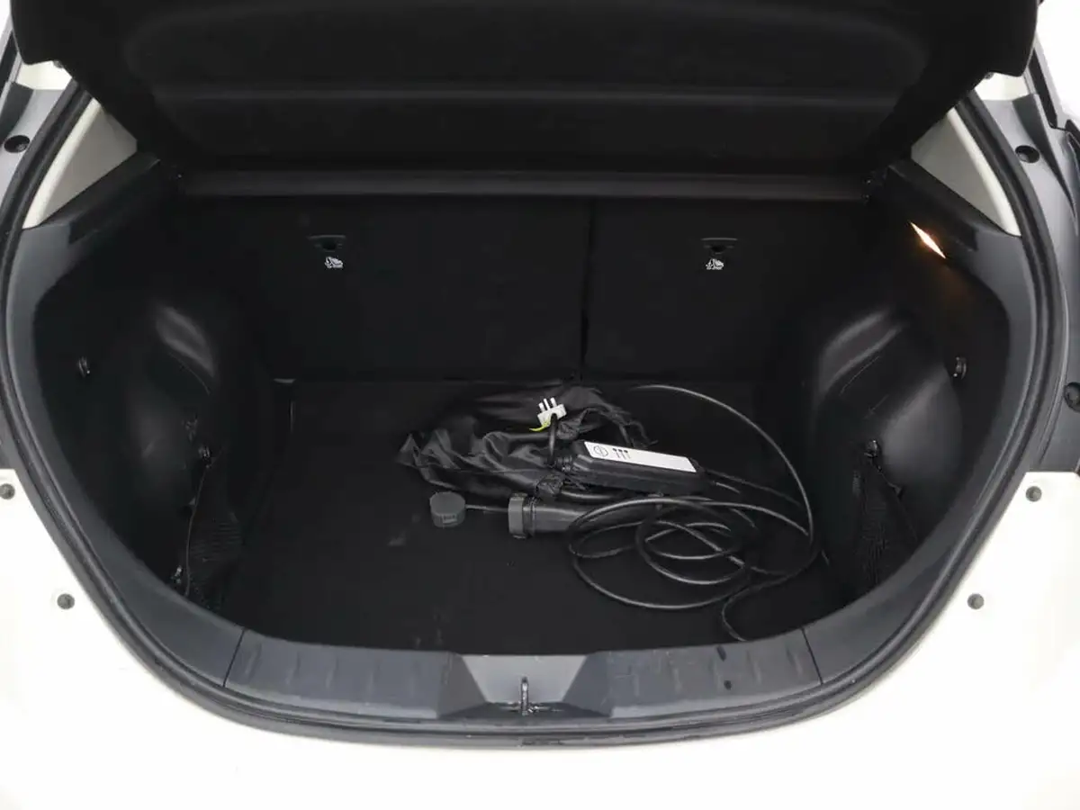 2022-nissan-leaf-e-acenta-big-8
