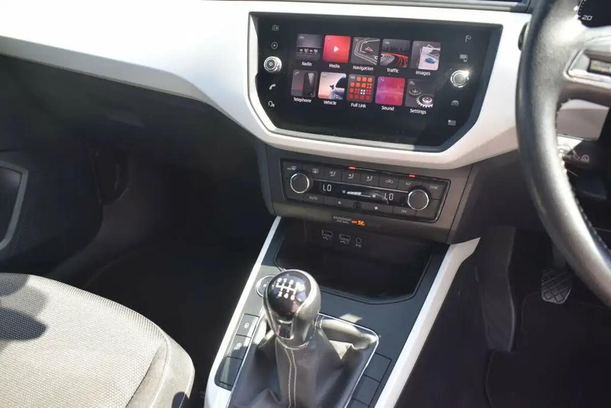 2019-seat-arona-16tdi-xcellence-115ps-ss-big-15