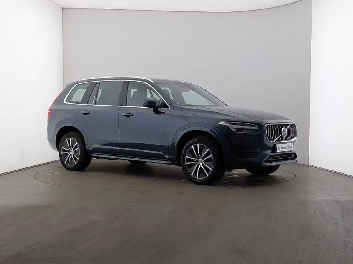 2022-volvo-xc90-20td-b5-momentum-big-0