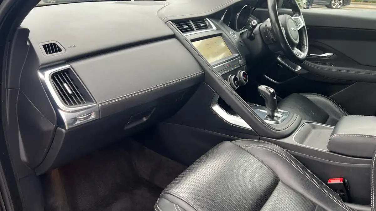 2019-jaguar-e-pace-20-i4d-r-dynamic-se-180ps-awd-auto-big-22