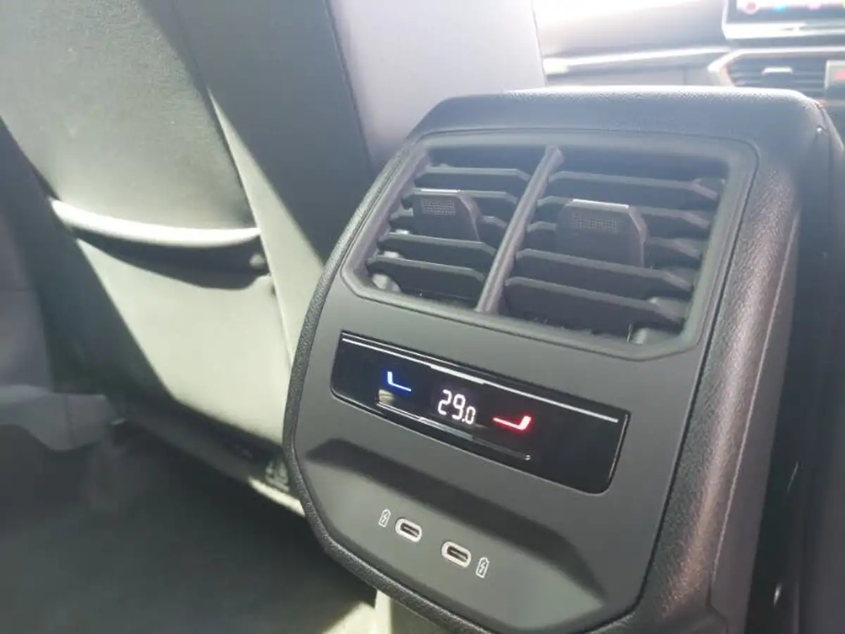 2023-cupra-formentor-20-tsi-vz2-310ps-4drive-big-12