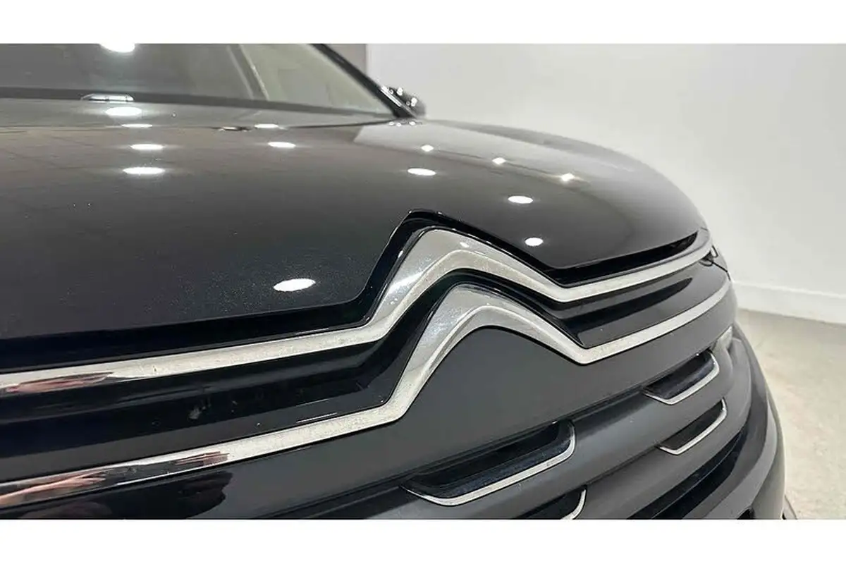 2022-citroen-c5-aircross-16-puretech-shine-plus-5d-big-14