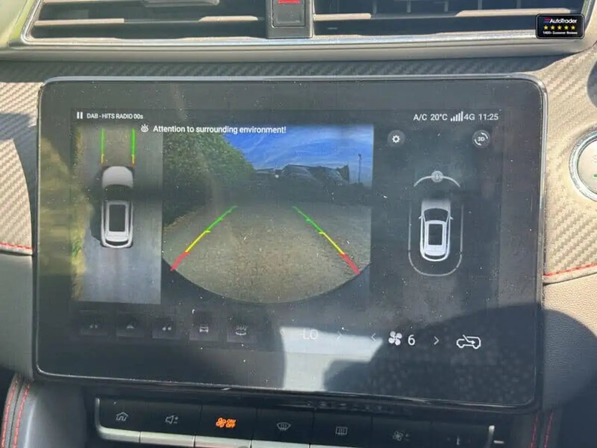 2022-mg-zs-suv-e-trophy-connect-ev-156ps-long-range-big-22