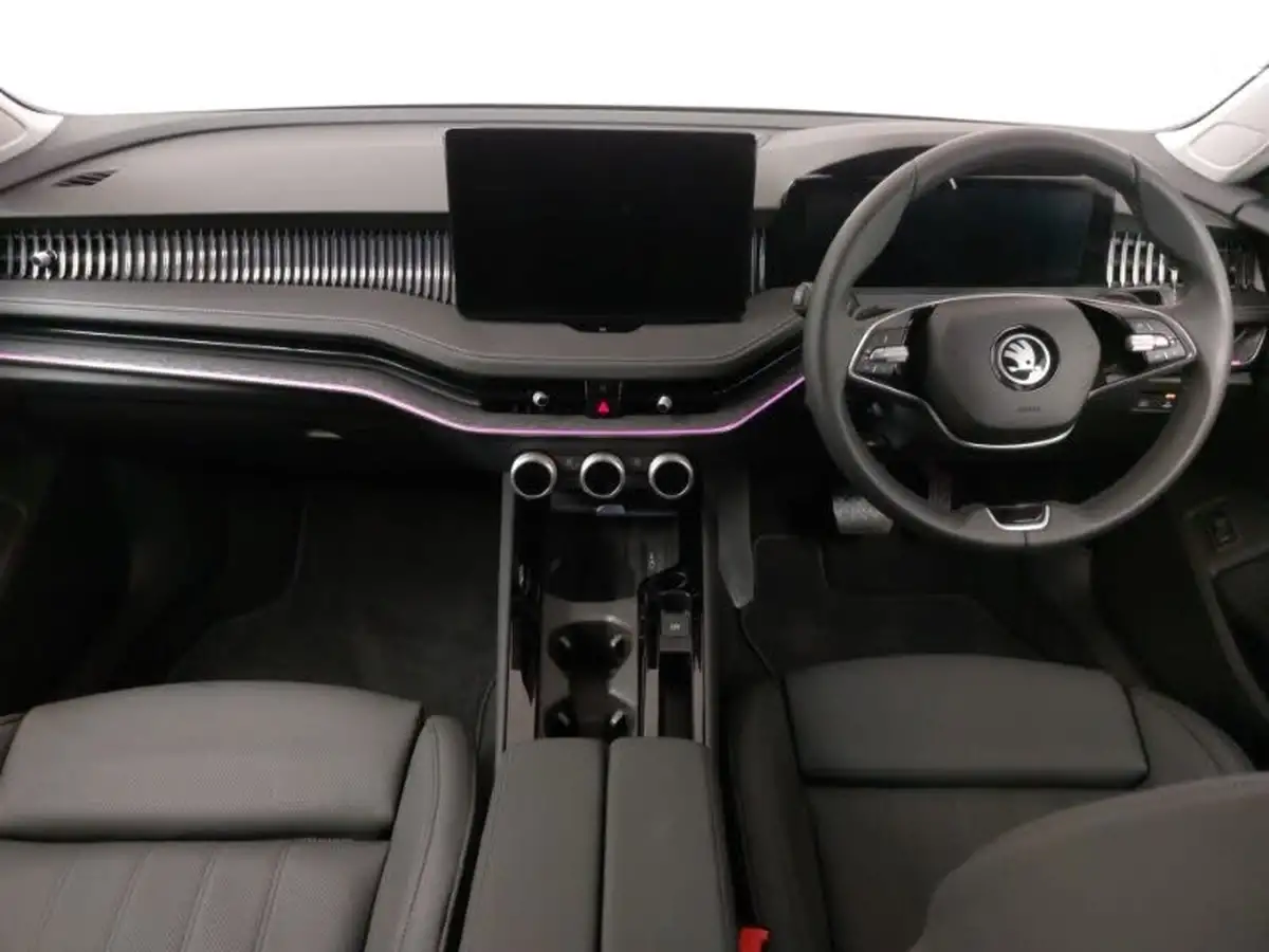 2024-skoda-superb-big-2