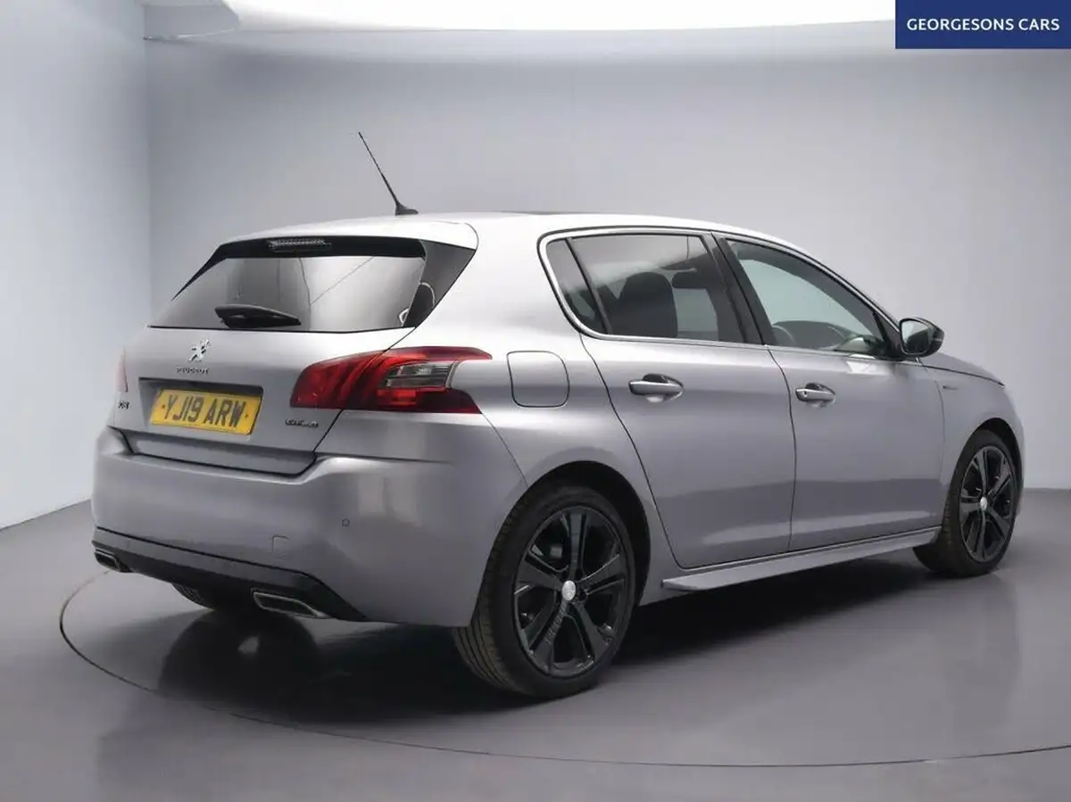2019-peugeot-308-15-bluehdi-gt-line-big-6