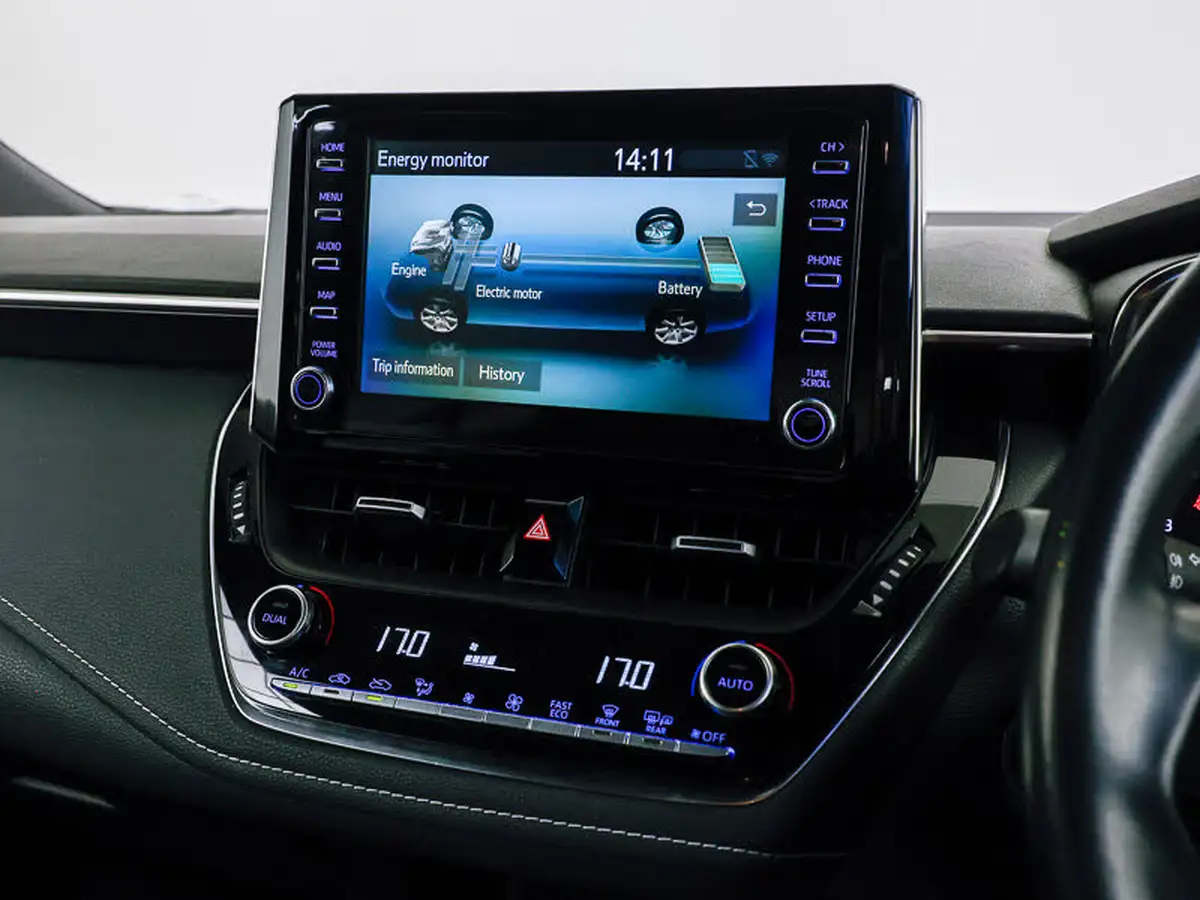 2020-toyota-corolla-20-vvt-i-design-spare-wheel-hatchback-big-12