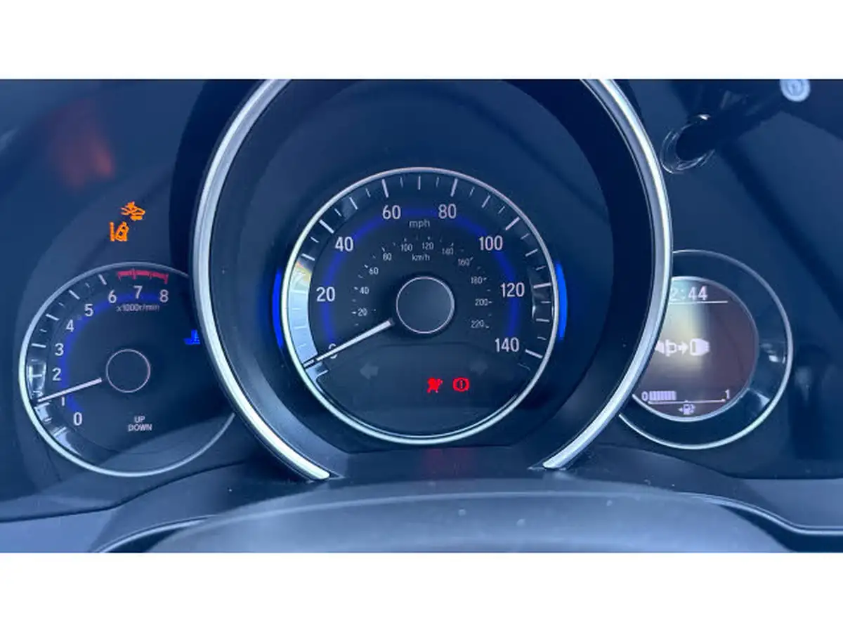 2019-honda-jazz-13-i-vtec-ex-navi-big-10