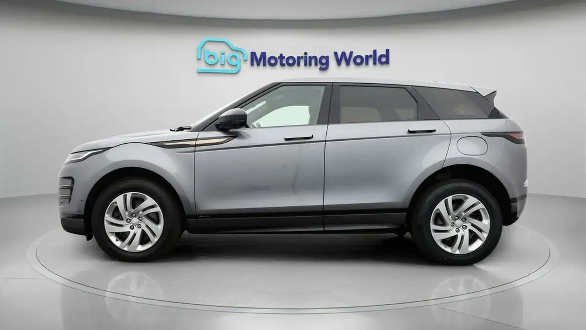 2021-land-rover-range-rover-evoque-15-p300e-r-dynamic-s-big-3