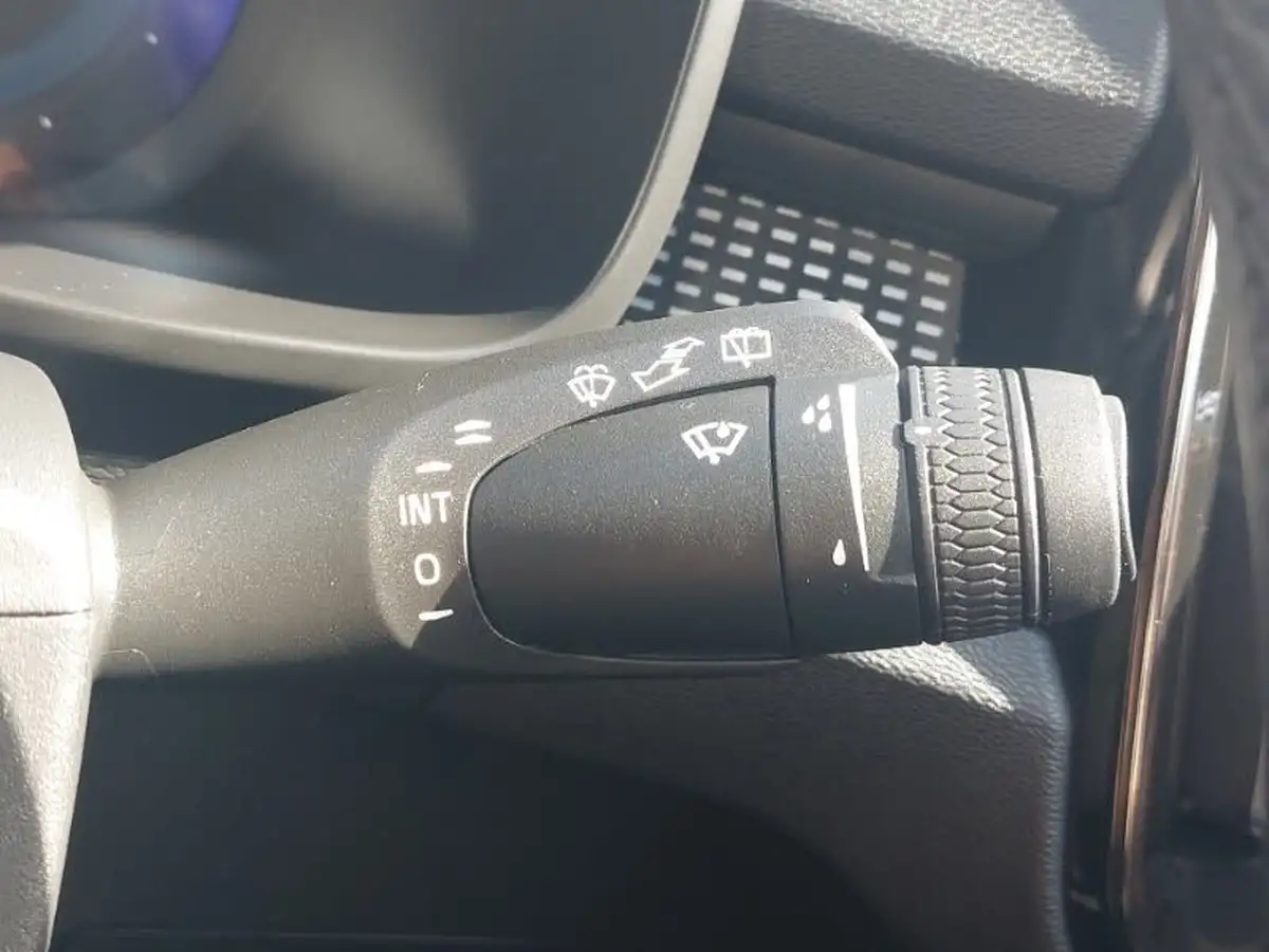2022-volvo-xc40-e-recharge-plus-228bhp-big-15