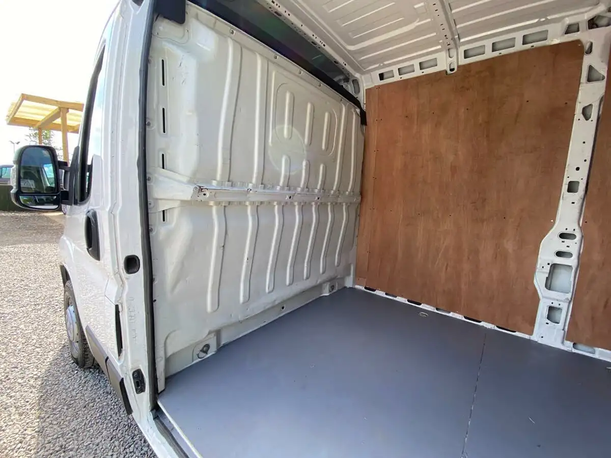 2019-peugeot-boxer-20-bluehdi-professional-335-l3-h2-big-13