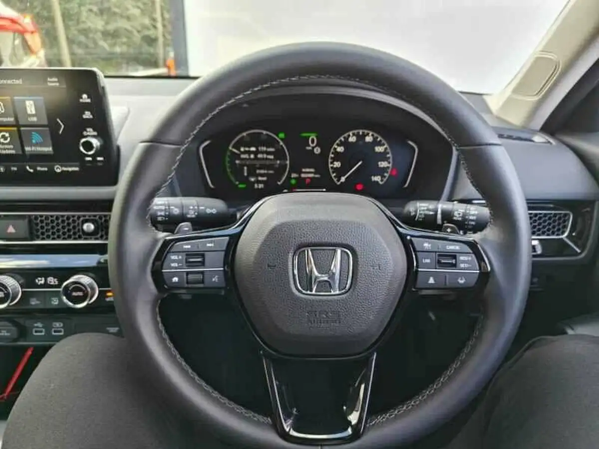2024-honda-civic-20-i-mmd-elegance-big-11