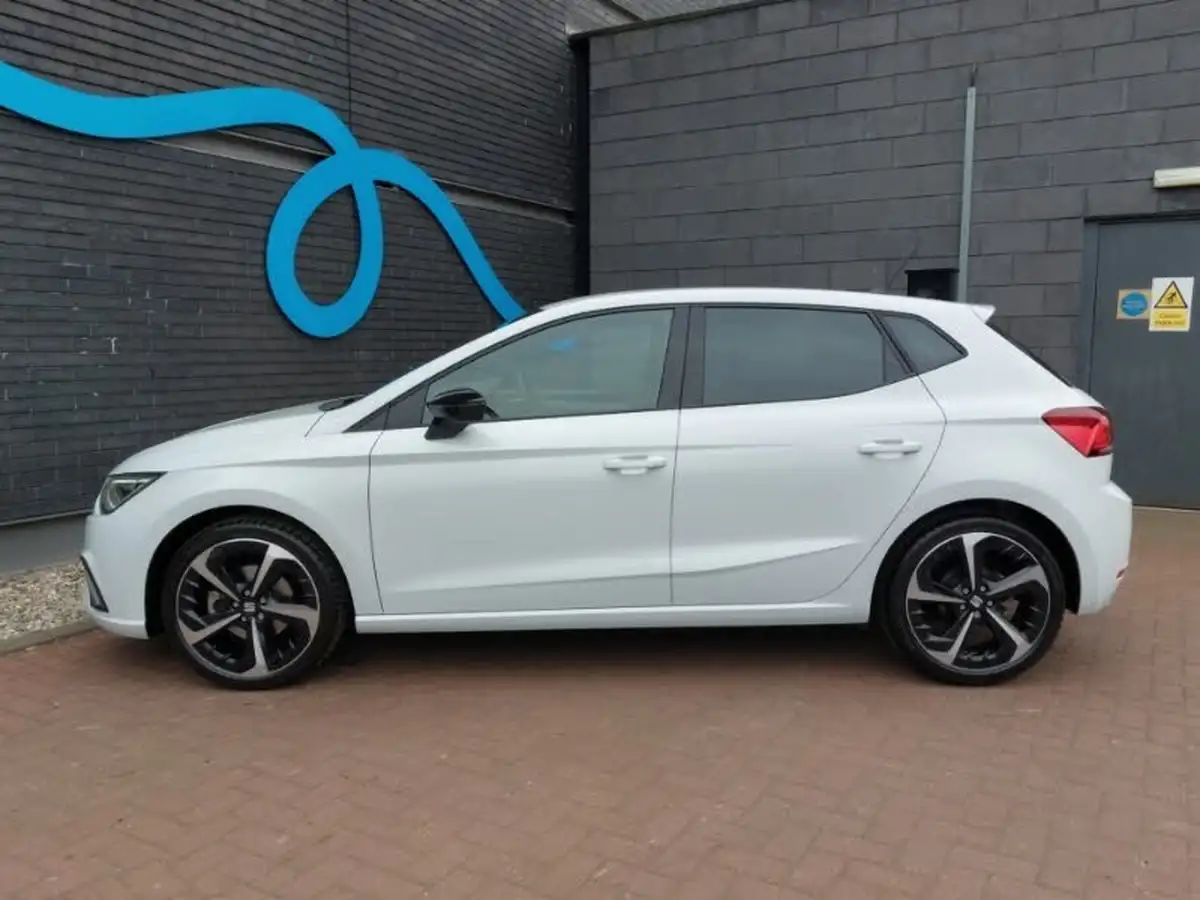 2024-seat-ibiza-10-tsi-fr-sport-115ps-big-3