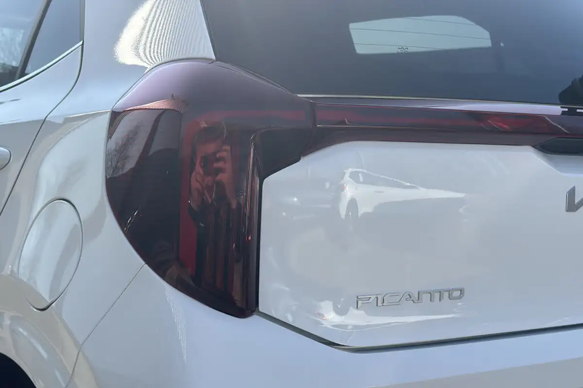 2024-kia-picanto-10-gt-line-62bhp-auto-seq-big-46