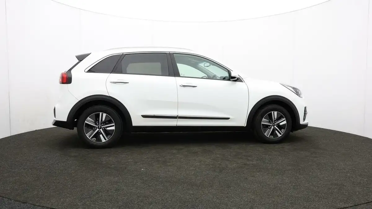 2021-kia-niro-16-gdi-phev-3-42in-cluster-big-39