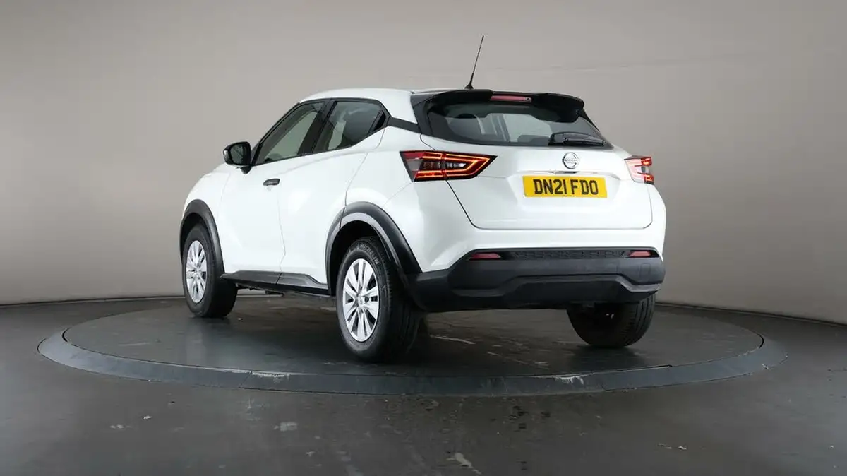 2021-nissan-juke-10-dig-t-visia-big-63