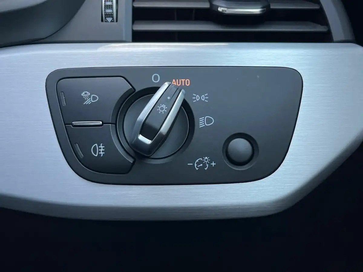 2020-audi-a4-20-35-tfsi-s-line-tronic-big-29