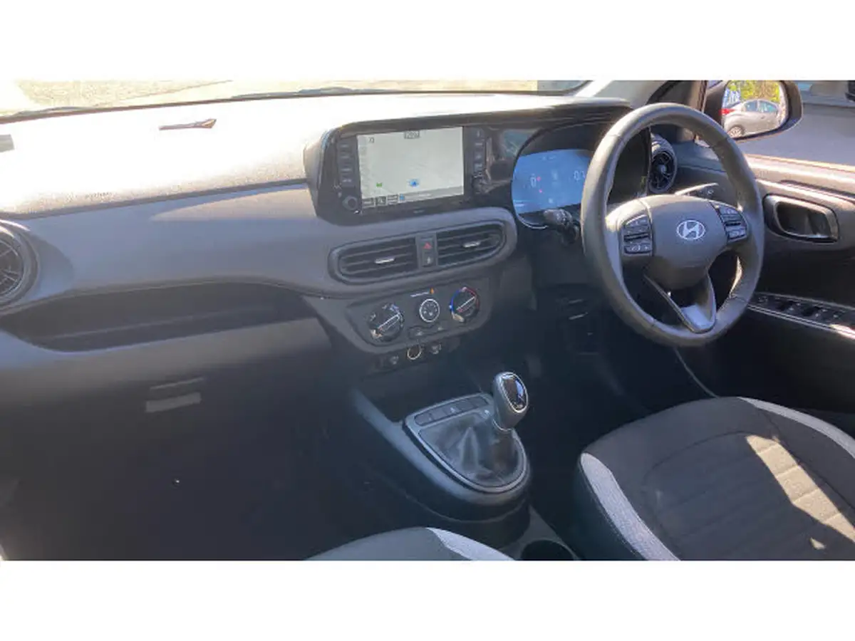 2024-hyundai-i10-10-advance-63ps-auto-big-8