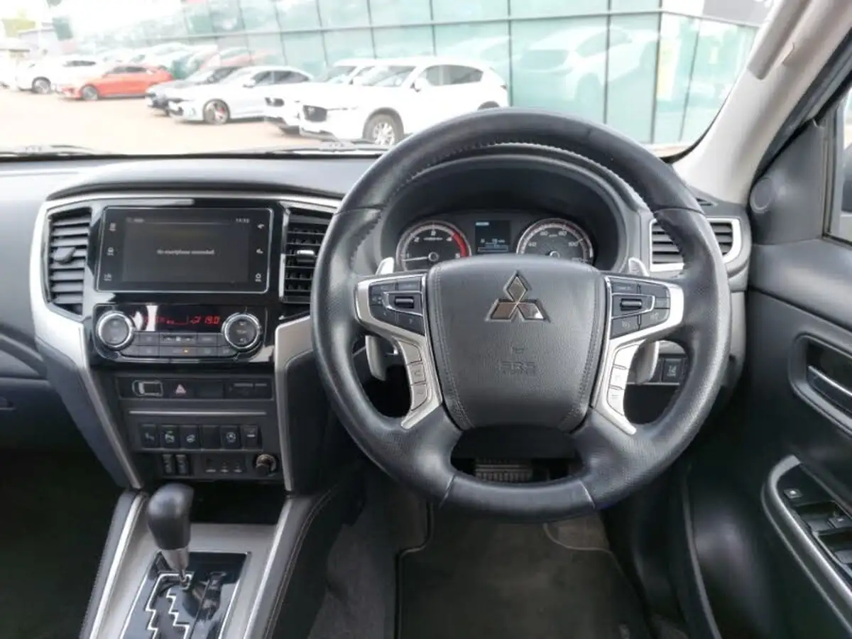 2021-mitsubishi-l200-22di-d-barbarian-x-big-6