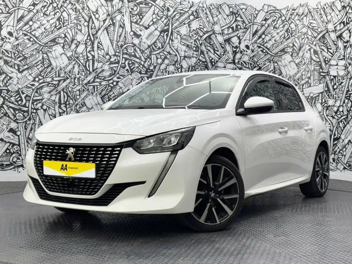 2020-peugeot-208-12-puretech-allure-100bhp-big-7