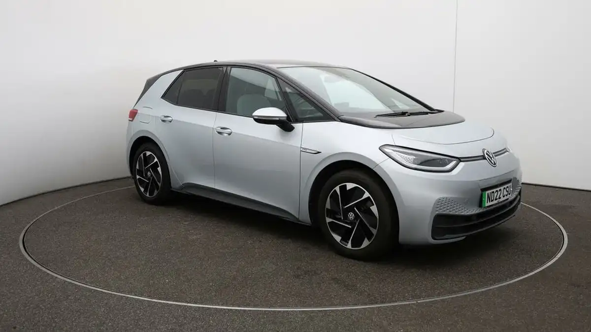 2022-volkswagen-id3-e-max-big-1