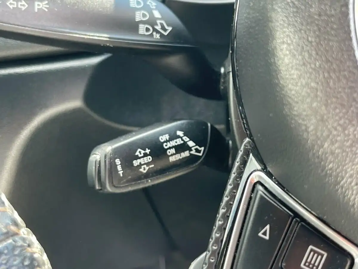 2017-audi-q3-20-tdi-quattro-s-line-edition-150ps-tronic-big-36