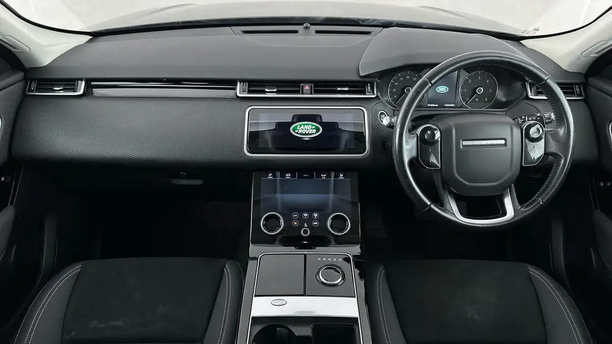 2018-land-rover-range-rover-velar-20-d180-velar-big-14