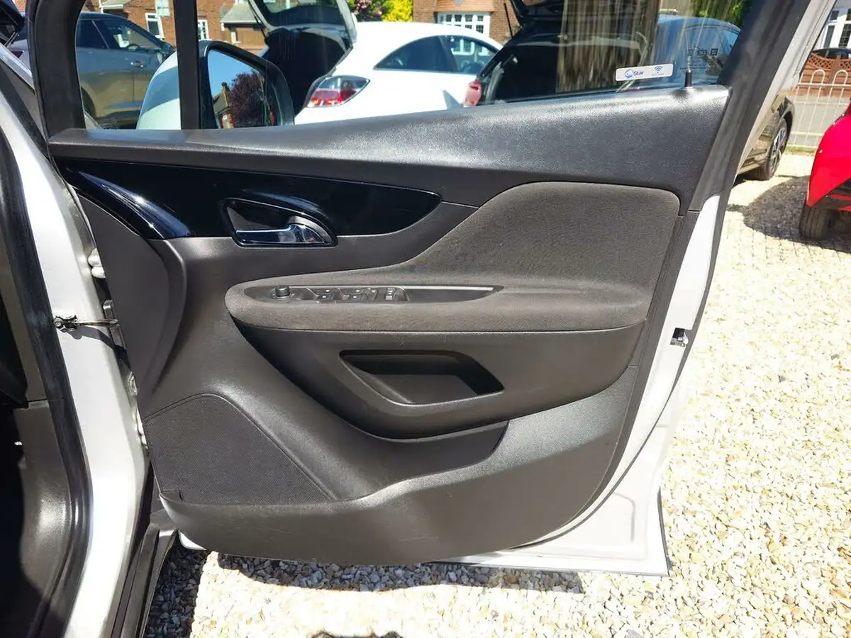 2016-vauxhall-mokka-x-16-active-big-33