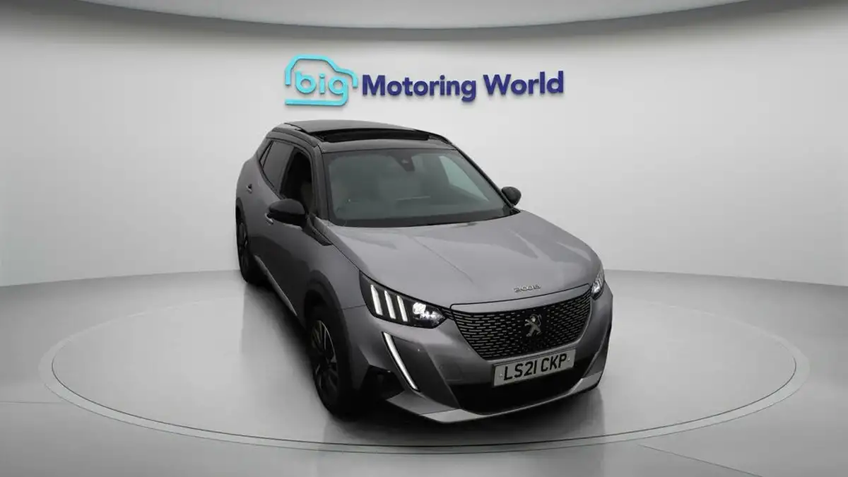 2021-peugeot-2008-suv-e-gt-premium-big-20