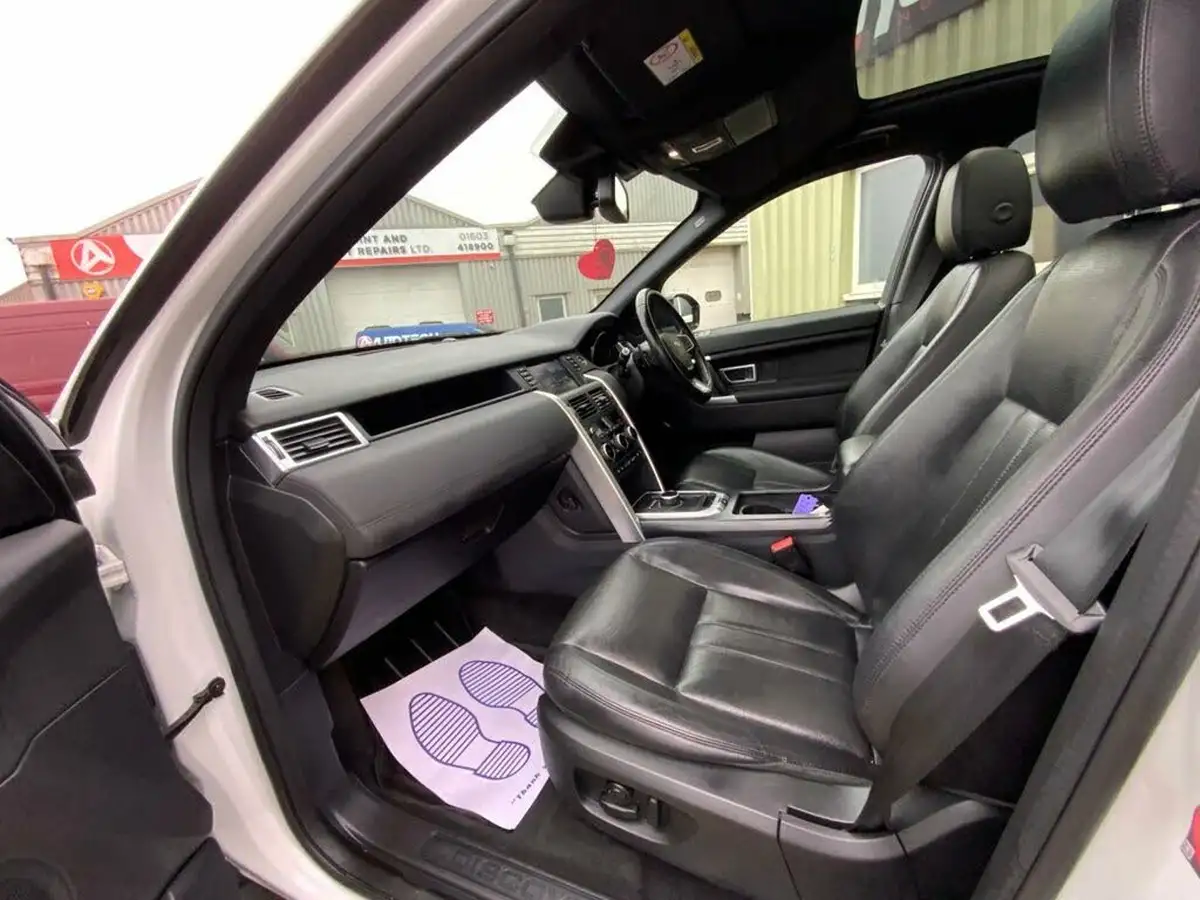 2017-land-rover-discovery-sport-20td4-hse-black-182ps-suv-big-46