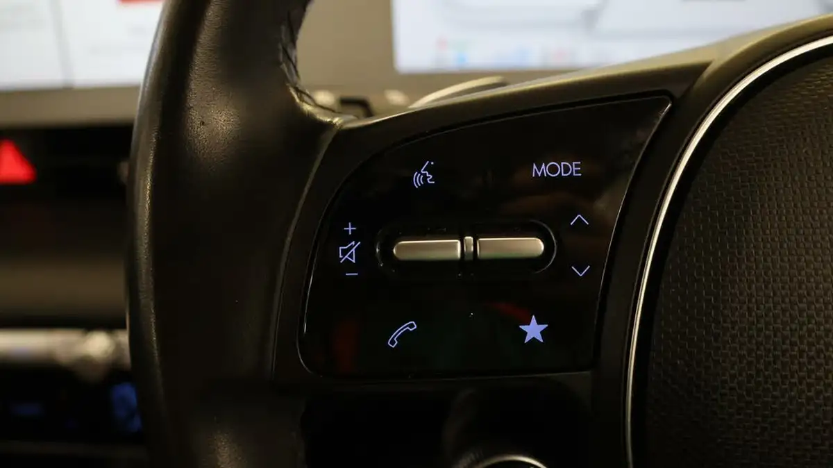 2022-hyundai-ioniq-5-e-se-connect-big-21