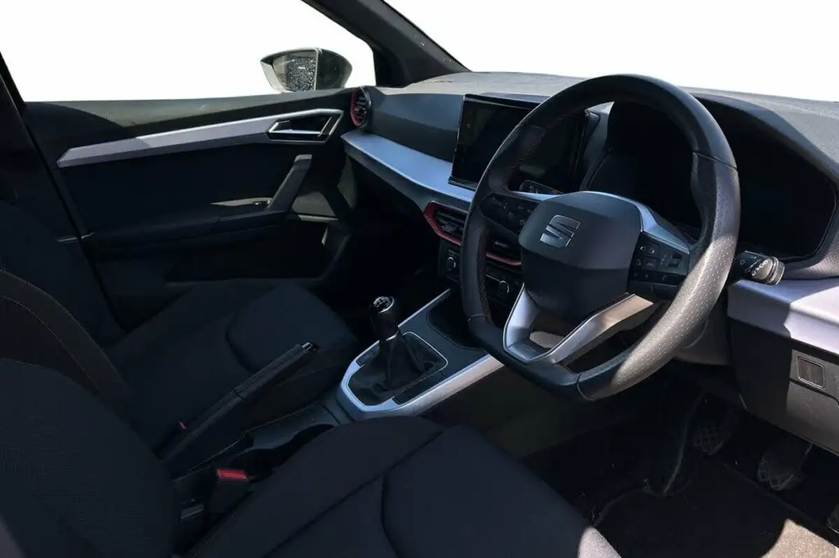 2023-seat-arona-10-tsi-fr-big-8