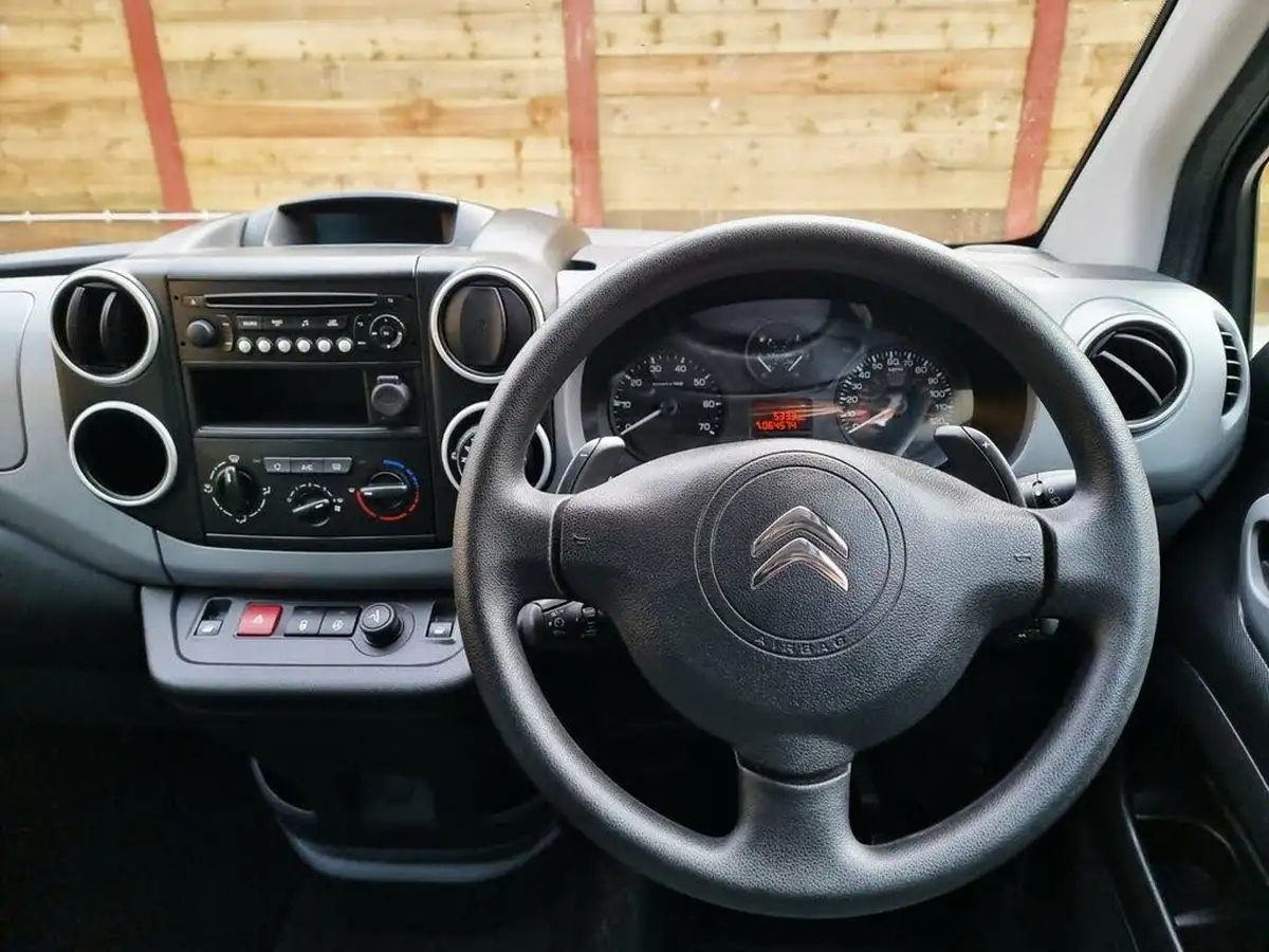 2018-citroen-berlingo-16bluehdi-multispace-feel-102ps-ss-etg6-big-1