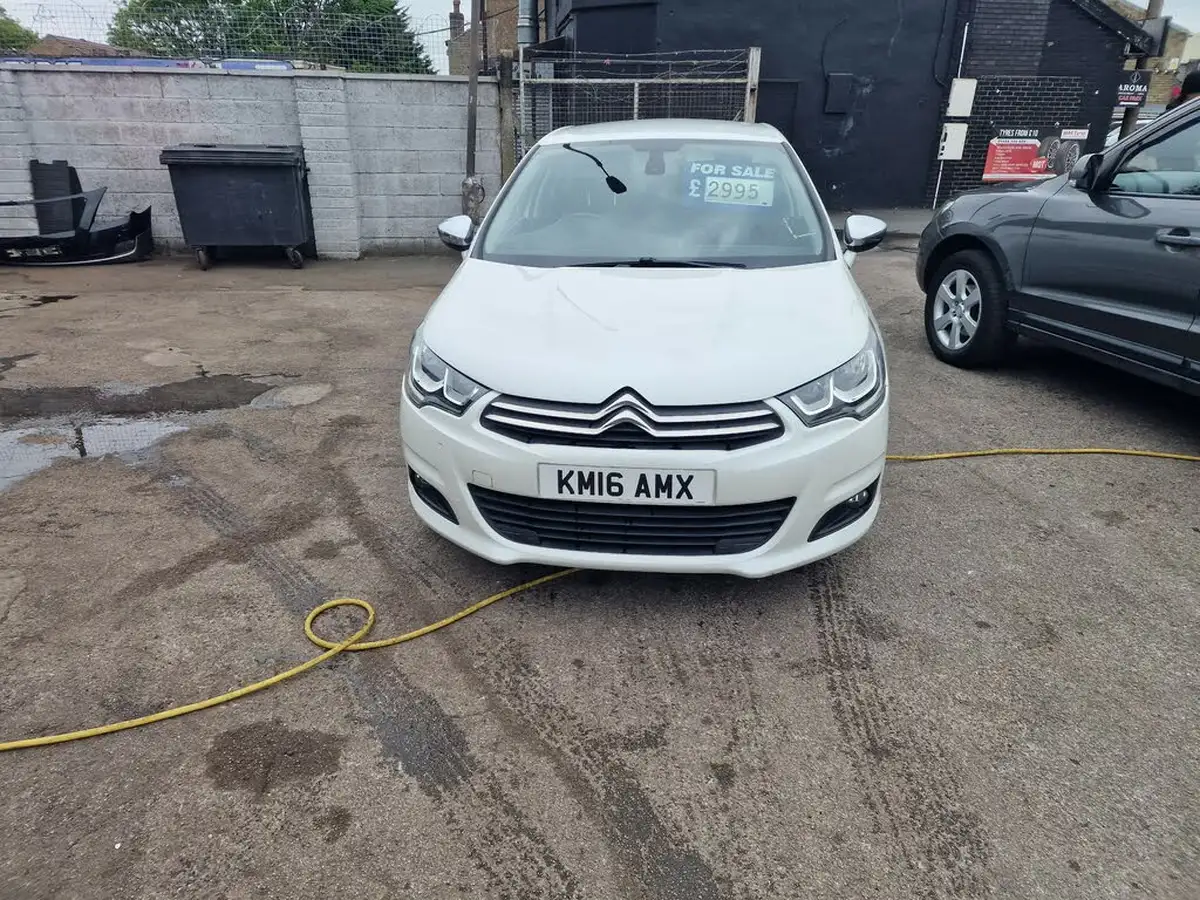 2016-citroen-c4-16bluehdi-flair-100ps-big-1