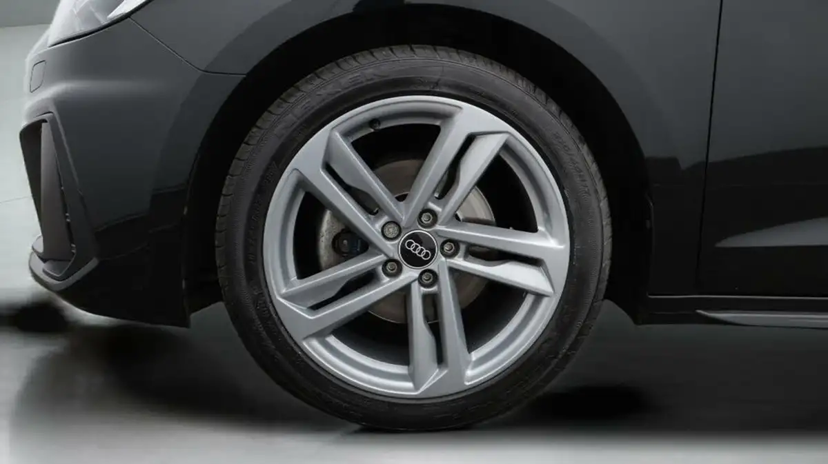 2021-audi-a1-10-30-tfsi-s-line-110ps-tronic-big-18