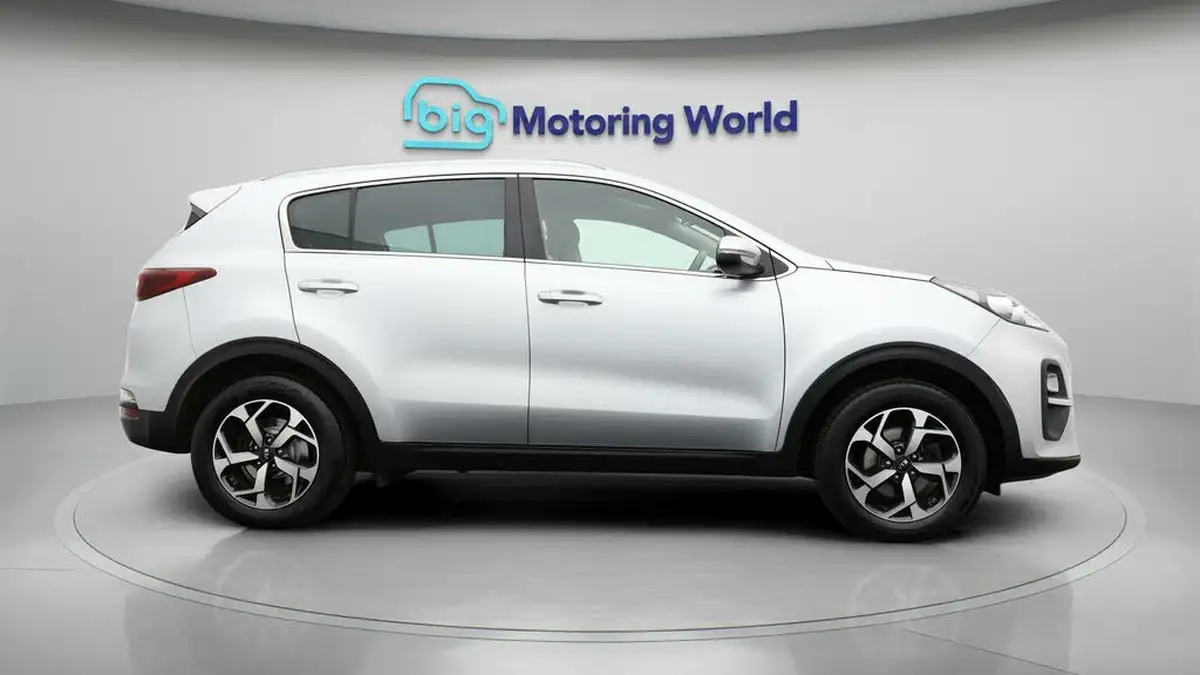2021-kia-sportage-16-gdi-2-big-7