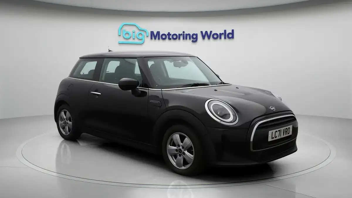 2021-mini-cooper-15-cooper-classic-hatchback-3d-auto-big-1