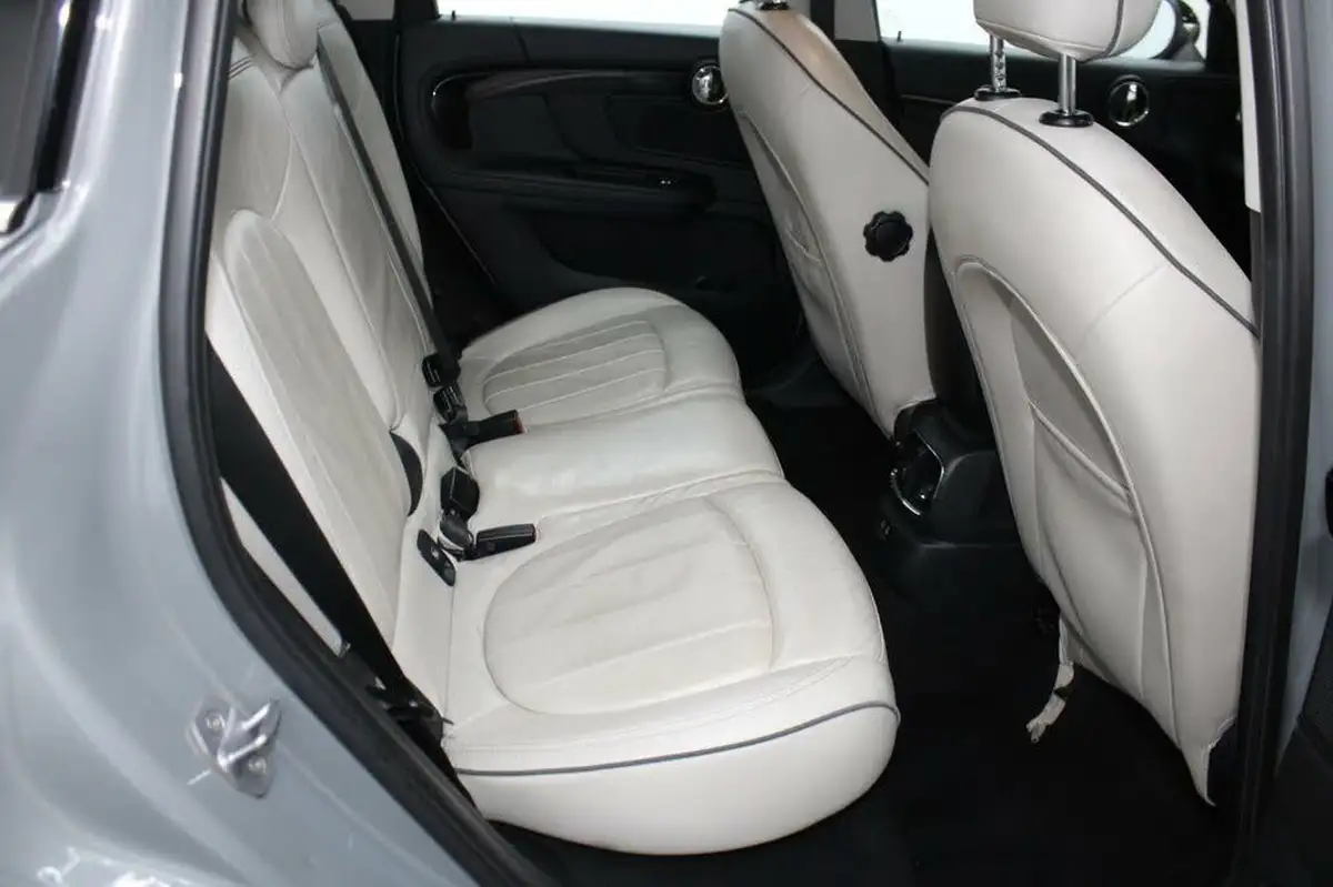 2019-mini-countryman-15-cooper-exclusive-ss-big-12