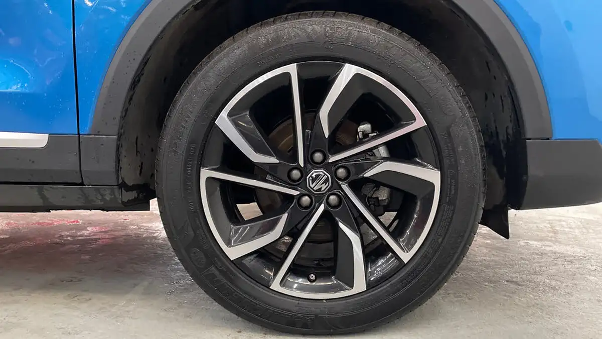 2024-mg-zs-suv-10t-gdi-exclusive-big-19
