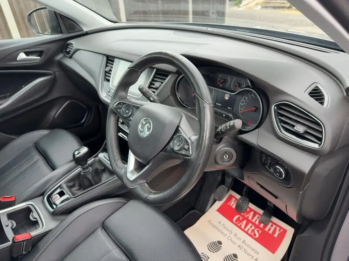 2020-vauxhall-grandland-x-12-elite-nav-big-20