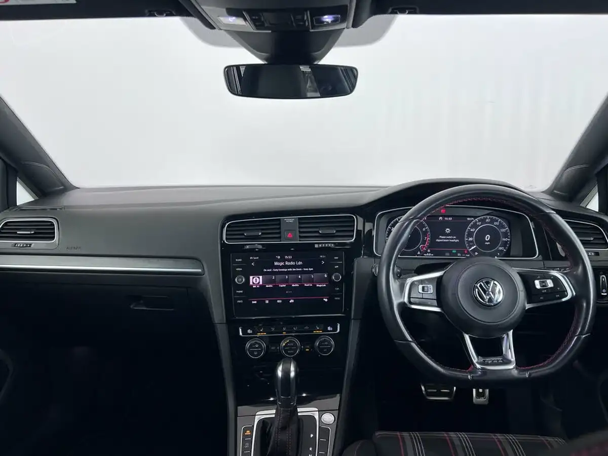 2019-volkswagen-golf-20-tsi-gti-performance-5d-dsg-big-20
