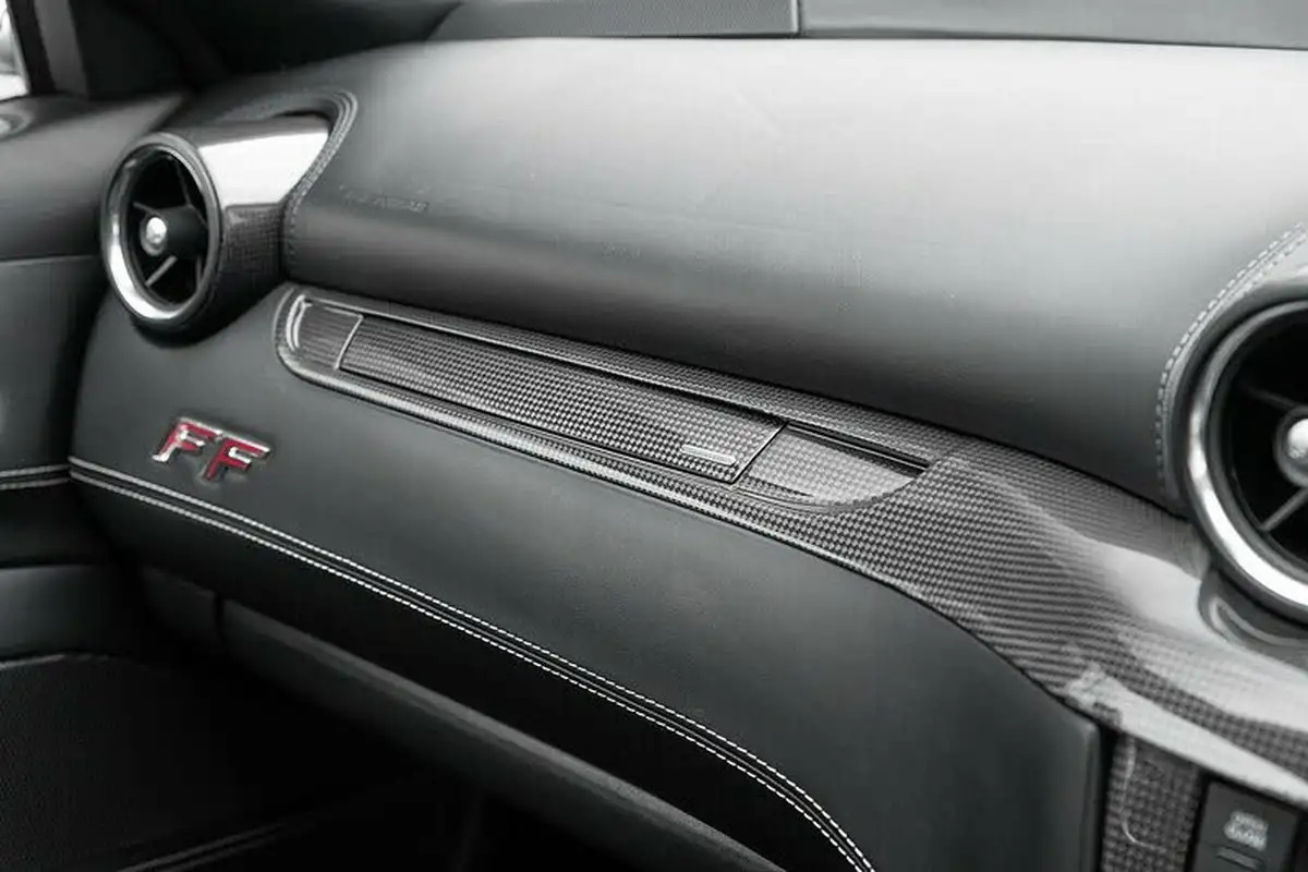 2012-ferrari-ff-63-big-10
