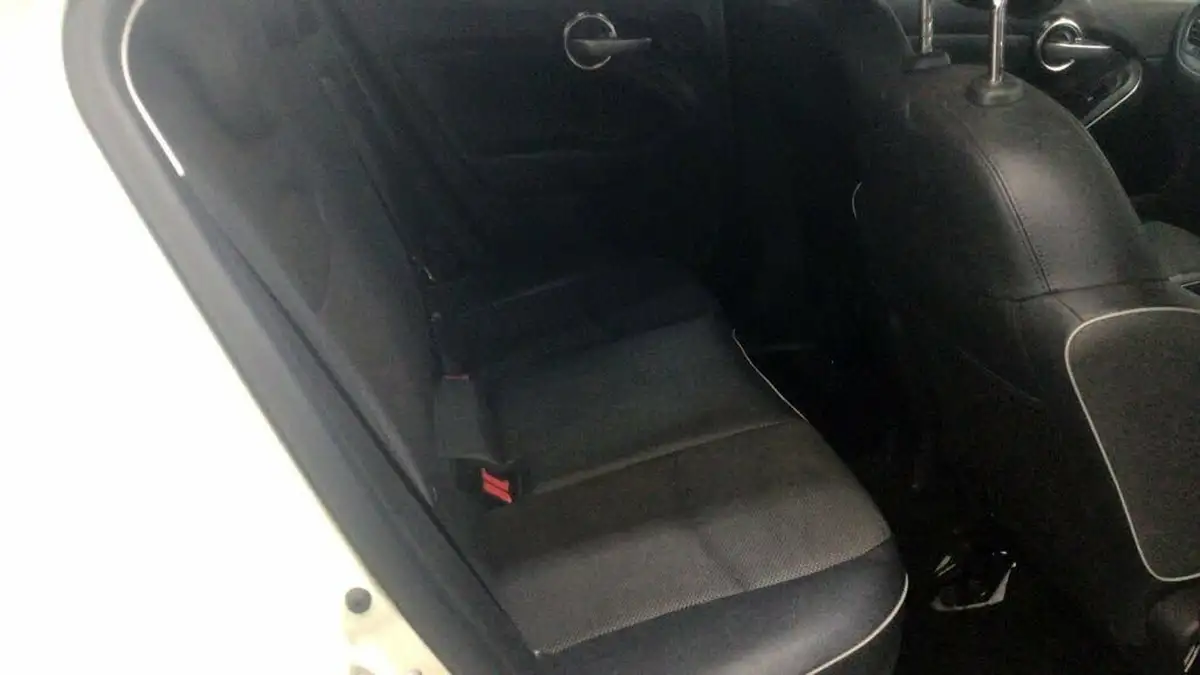 2016-fiat-500x-16multijet-cross-plus-big-9