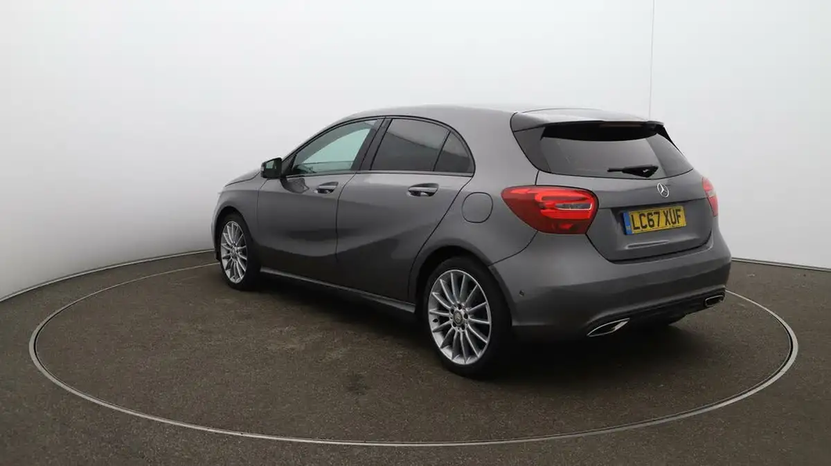 2018-mercedes-benz-a-class-15d-a180d-sport-109ps-executivess-hatchback-5d-7g-dct-big-59